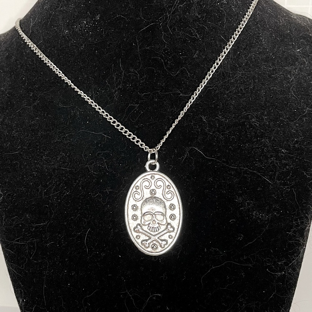Handmade Skull Pendant Necklace